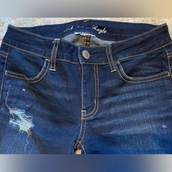 American Eagle Distressed Jegging - Picture 3 of 8
